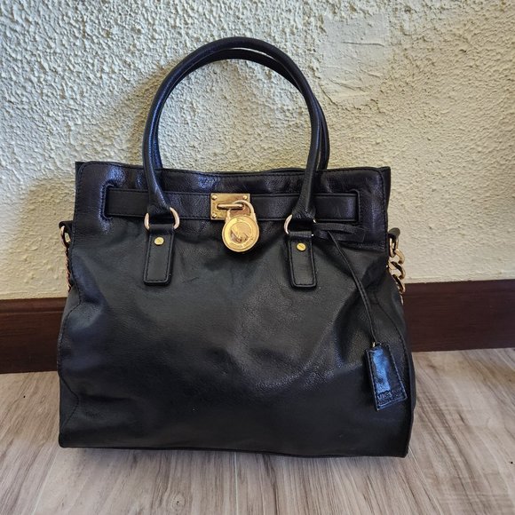 Michael Kors Black Leather Shoulder Bag Purse - Picture 2 of 12